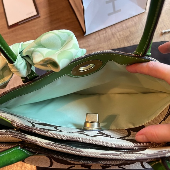 2008 Coach bag, tan with green leather trim, gently used - Picture 12 of 15